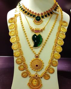 Traditional Gold-plated Temple Necklace With Intricate Design, Luxury Gold-plated Temple Necklace, Kasula Peru, Luxury Yellow Traditional Temple Necklace, Sri Mahalakshmi Gems And Jewellers, South Indian Bride Jewellery, Luxury Gold Bollywood Temple Necklace, Bride On Wedding Day