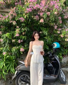 Outfits For Philippines, Korea Outfit Summer, Picnic Outfits Aesthetic, Bangkok Fits, Halter Top Outfit Classy, Bangkok Outfit Ideas, Bangkok Ootd, Vietnam Outfits, Vietnam Outfit