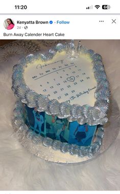 a cake that has been decorated to look like it is in the shape of a heart