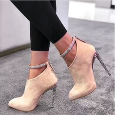 Giuseppe Zanotti For Jennifer Lopez. Suede Bootie Featuring Faceted Crystal Trim, 120-Mm Crystal And Mirrored Stiletto Heel, Pointed Toe, An Ankle Strap, Back Zip, Padded Leather Insole And A V-Shaped Vamp. Color: Nude Material: Sude Size: 38eu Heel Height: 120 Mm / 4.7" Condition: New No Box Eu38 Elegant Beige Boots With 4-inch Heel, Elegant Ankle-high Suede Heels, Beige Pointed Toe Party Boots, Designer Ankle Strap Boots For Party, Elegant Ankle Strap Boots For Night Out, Glamorous Suede Heels For Party, Glamorous Ankle Boot Heels For Formal Occasions, Elegant Almond Toe Boots For Party, Chic Beige Boots For Party