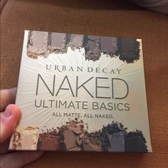 Brand New Urban Decay Ultimate Basics, Olive Complexion, Matte Eyeshadow Palette, Cool Skin Tone, Makeup Palettes, Urban Decay Makeup, Matte Eyeshadow, Eye Shadow Palette, Shadow Palette