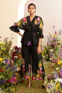 Shop for Chandrima Black Chanderi Floral Patch Work Kimono Shirt for Women Online at Aza Fashions Organza Shirts For Women, Embroidery Placement, Kimono Shirt, Organza Blouse, Embroidered Kimono, Floral Patches, Embroidered Pants, Linen Shirts, International Style