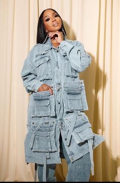 Sarah Jakes Roberts Fashion, Denim Sketch, Sarah Jakes Roberts, Modest Streetwear, January Fashion, Sarah Jakes, Denim Street Style, Denim Trench Coat, Denim Outfits