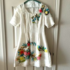 . Too Small For Me, Pristine Condition, Size It38, Very Generous And Can Fit Up To Size Us4-6 Stitch Design, Embroidered Dress, Gorgeous Dresses, Colorful Dresses, Color White, Womens Dresses, Women Shopping, Dresses, White