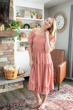 This adorable midi pink dress is the perfect for any outing this spring, or really any season! So versatile & can be worn on or off shoulder! Midi Pink Dress, On Or Off, Think Pink, Pink Midi Dress, Pink Dress, Off Shoulder, Pink