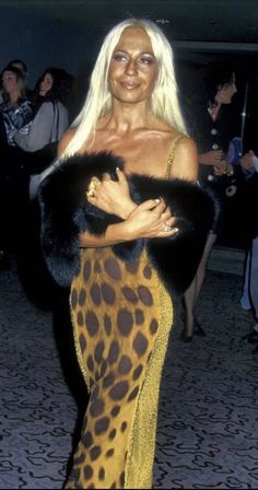 Donatella Versace 90s, Veuve Cliquot, Versace 90s, Leopard Print Outfits, Elegant Outfit Classy, Female Empowerment, Donatella Versace, Feminine Beauty, Doja Cat