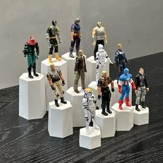 12PCS/Set ,6 different sizeswhich give you options in variety of heights between each pedistal that are included. Can be stored like a Russian doll. 2 different sizes peg design, the big one is for 3.75" GI JOE vintage figure, another one for 3.75 modern Star Wars figure. Excellent for display your action figures. Does not include figures! Color: White. Star Wars Minifigures Display, Action Figure Display Case, Vintage Star Wars Toys Display, Star Wars Action Figure Display Case, Action Figure Display, Vintage Star Wars Figures, Gi Joe 12 Inch Action Figures, Star Wars Action Figures, Star Wars Figures