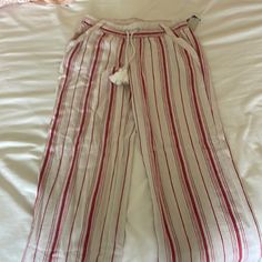 Nwt White Pants With Red Stripes Size Medium Drawstrings 30 In Inseam Red Trousers For Vacation, Casual Red Beach Pants, Red Trousers For Beach, High Waist Red Pants For The Beach, Red Cotton Pants For Vacation, Red Wide Leg Pants For Beach, Red Bottoms With Pockets For Vacation, Red Vacation Bottoms With Pockets, Red Cotton Beach Bottoms