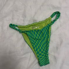 Frankies Bikinis Green Bottoms In Morrison Print. Never Worn! I Bought The Bottoms Alone And Never Found A Top To Match. Fits More Like A Small. Trendy Green Bottoms For Beach Party, Green Tie-side Bottoms For Beach Party, Trendy Green Triangle Top Swimwear, Trendy Green Tie-side Bottoms, Green Bottom, Twist Knot, Frankies Bikinis, Womens Swim, Knot