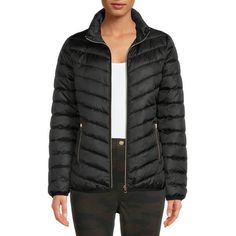 Pick it, pack it, love it. Get ready for fall with Big Chill Women's Quilted Packable Jacket. This chevron-quilted puffer jacket features "Cloud Tech" fill to keep you warm while maintaining that slimming form and soft hand feelperfect for weekend getaways. When the weather starts to get cool, this puffer jacket will be the one you reach for. Small enough to store in your backpack or suitcase, big enough to keep you warm. The only question iswhere will you go next? Size: M.  Color: Black.  Gender: female.  Age Group: adult. Warm Jackets For Women, Black Ski Jacket, Winter Coat Parka, Suit Casual, North Face Rain Jacket, Olive Jacket, Big Chill, Quilted Puffer Jacket, Packable Jacket