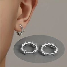 Brand New Women's Barbed Wire Hoop Earrings Genuine 14k White Gold Plated Sterling Silver 1/2" Size Retail Price $295 Buy With Confidence From A Trusted Seller With A 99%+ Feedback Rating! A0163 (Id-946-) Silver Punk Hoop Earrings For Party, Trendy Silver Hoop Cartilage Earrings, Edgy Hoop Earrings For Pierced Ears, Punk Style Single Cartilage Earring, Silver Punk Hoop Earrings Gift, Edgy Sterling Silver Cartilage Earrings, Silver Metal Punk Hoop Earrings, Edgy Silver Hoop Earrings As Gift, Punk Silver Metal Hoop Earrings