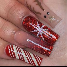 Acrylic Nails Winter Colors, Holiday Acrylic Nails Winter, Nails Polish Designs, Cute Valentines Nails, Acrylic Nails Winter, Christmas Nails Diy, Holiday Acrylic Nails, Best Nails