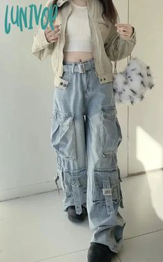 Lunivop Y2k Multi-pocket High Street Cargo Pants Women American Vintage Hip-hop Casual Baggy High Waisted Jeans Streetwear Size Chart S: Length 104cm, Waist 62cm, Hip 98cmM: Length 105cm, Waist 66cm, Hip 102cmL: Length 106cm, Waist 70cm, Hip 106cmXL: Length 107cm, Waist 74cm, Hip 110cmAttention:The size may have 2-3cm differs due to manual measurement.Please note when you measure.Do not sure about size? We'd love to advise based on your measurements of bust,waist and hip. Model Shows Baggy High Waisted Jeans, Y2k Bottoms, Y2k Shirts, Baggy Jeans Outfit, Harajuku Punk, Jeans Streetwear, Vintage Hip Hop, Y2k Clothing, Y2k Jeans