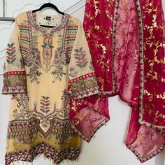 Condition:Brand New Brand:Noors Color:Gold ,Pink And Multicolored Size: Large Kamiz Pit To Pit:21” Waist:20” Bust:24” Kamiz Length:41” Sleeve Length:20” Kamiz Shell Fabric: Luxury Chiffon Kamiz Inner Fabric: Polyester Hand Embroidery Beads , Stone And Pearls Work All Over The Kamiz Pant Size : Large Wide Leg Pants Pants Length:38” Very Big Pink Organza Dupatta If You Have Any Question Feel Free To Ask Thank You For To Stop By No Pet Nor Smoking House Ni Hi Embroidered Pink Dupatta For Summer, Gold Sets With Dupatta For Summer, Summer Gold Sets With Dupatta, Pink Dupatta For Summer Wedding, Summer Wedding Pink Dupatta, Pink Dupatta For Summer, Pink Dupatta For Summer Party, Summer Embroidered Pink Sets, Pink Summer Party Dupatta