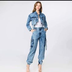 The Comfortability Of This Set Is Amazing! You Can Dress It Up Or Down! American Bazi Jeans, Crop Denim Jacket, Wholesale Boutique Clothing, Distressed Pants, Diva Boutique, Joggers Outfit, Boutique Store, Fashion Mood Board, Vintage Denim Jacket