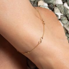 Description: 14k Solid Gold Infinity Eternity Anklet Item No.: M1159 Metal Type: 14k Solid Gold (Stamped 14k) Color: Yellow Gold Measurement: 9"-10" Adjustable. Chain Width: 1mm. Charm Size: 4 Mm. Est. Weight: 2.5 Grams Brand New Made To Order. Please Allow 2-5 Days To Be Shipped Ankle Bracelets Gold, Shine Jewelry, Ankle Jewelry, Gold Anklet, Ankle Chain, Ar Accessories, Bracelets Gold, Ankle Bracelet, Chain Gold