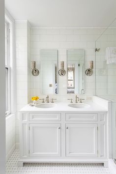 a bathroom with white cabinets Cece Barfield Thompson, Cece Barfield, Victoria Hagan, Lee Jofa Fabric, Son Bedroom, Antique Side Table, Manhattan Apartment