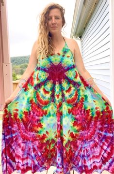 Tag says small but runs big Adjustable tie halter dress with flowy skirt. Size Chart is in Photos Skirt Size Chart, Tie Dye Socks, Flowy Skirt, Halter Dress, Tie Dye, Size Chart, Dye, Skirt, Dresses