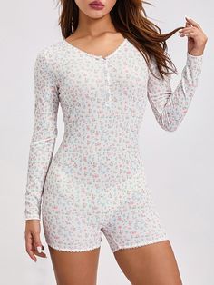 Women Trendy Playsuit Floral Print V Neck Button-Down Long Sleeve Tight Rompers Shorts for Ladies Shorts For Ladies, Long Sleeve Playsuit, Womens Playsuits, Pencil Pants, Print Pajamas, Grunge Style, Long Sleeve Bodycon, Short Rompers, Glamorous Evening Gowns