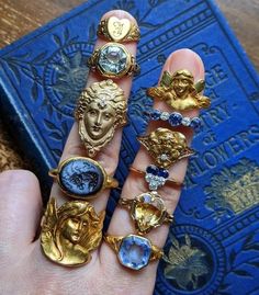 Vintage Rings Antiques, Different Rings, Gold Vintage Jewelry, Vintage Trinkets, Lots Of Jewelry, Ring Aesthetic, Eclectic Jewelry, Antique Aesthetic, Edwardian Ring