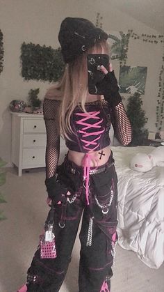 Pastel Punk Clothes, Cute Alt Fashion, Punk Style Outfits Girly, Goth Baddie Aesthetic Outfits, Hot Pink Emo Outfit, Cute Emo Outfits Pastel Goth, Hot Pink Punk Aesthetic, Color Goth Outfits, Hot Pink Punk Outfits