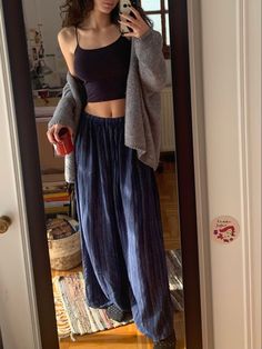 Baggy Yoga Pants Outfit, Cute Hippie Dresses, Sporty Boho Style, Wine Aunt Aesthetic Outfit, Free Spirit Aesthetic Outfit Winter, Witchy Going Out Outfit, Cozy Witch Aesthetic Outfits, Summer Outfits Women Aesthetic, Hippie Workout Outfits