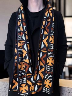 Lovely African print scarf to stay warm during this fall / winter. * Consists of one thick warm anti-pilling fleece layer and one layer of African print fabric (100% cotton) *Adult size: Approximate dimensions: 180cm x 27cm (70 inches x 11 inches) * Washable at 40 degrees Celsius Scarf For Men, African Print Fabric, Scarf Men, Scarf Print, Print Fabric, African Print, Winter Scarf, 11 Inches, Stay Warm