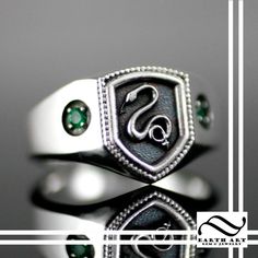 House Signet Ring the Snake Sterling Silver - Etsy Slytherin Ring, Harry Potter Merchandise, Earth Art, Silver Signet Ring, Dream Gift, Diy Rings, Snake Ring, The Snake, Gems Jewelry