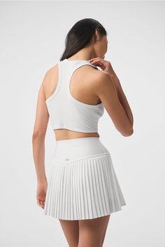 Meet your new go-to, the Aspire Tank. This wear-everyday style goes above and beyond. Designed on-body to fit every size perfectly, with a soft, cropped body and casual ribbing. We love it with high-waist capris & shorts. Super-versatile cropped fit On-trend rib Designed & uniquely fit to flatter every size Wear-tested by our in-house team for the perfect fit Woman Back, Alo Yoga, Back Women, Shopper Tote, Above And Beyond, Bra Tops, Everyday Fashion, White And Black, Cover Up