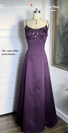 2000s Formal Dresses, Prom Dresses Asian, 2000s Prom Dress, 2000s Prom, 90s Prom Dresses, Goth Prom Dress, Dresses 90s, 2000s Dress, 90s Prom Dress