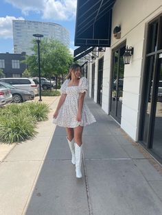 Country Graduation Dress Cowgirl Boots, White Dress And White Boots, Boots With Hoco Dress, Outfit Ideas With White Cowgirl Boots, White Country Dresses With Cowboy Boots, Country White Dress With Boots, White Knee High Cowgirl Boots Outfit, White Boot Dress Outfit, White Boots With Dress Outfit