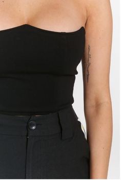 PRODUCT DESCRIPTION:-Strapless tube crop top-Zipper detail in the back-60% Rayon 35% Nylon 5% Spandex lining 100% Polyester -Scalloped neckline detail Black Tube Tops, Black Tube Top, Black Leather Leggings, Scalloped Neckline, One Shoulder Jumpsuit, Split Legs, Plus Size Romper, Black Tube, Fringe Sweater