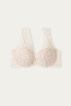 Elena balconette bra with underwire and semi-padded cups that provide soft support and a natural effect. The cups are lined inside with cotton. For bras from size 38B (34D, 38B, except for 36C), the interior cup lifts to hug the breast and, in the same sizes, a lace underband has been inserted which provides better support. Also, the underband is higher to embrace and better adhere to the body. The straps are adjustable in back. Made in soft and comfortable stretch lace that features a geometric Full Coverage Cream Bra With Removable Pads, Cream Full Coverage Bra With Removable Pads, Cream Push-up Bra With Built-in Support, Classic Full Cup Beige Bra, Classic Beige Full Cup Bra, Feminine Push-up Bra With Removable Cups, Feminine Full Cup Beige Bra, Beige Full Cup Bra With Removable Cups, Feminine Padded Underwire Bra