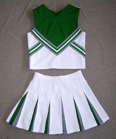 Cheerleading Dress, Girls Cheerleader Costume, Dance Team Uniforms, Slytherin Clothes, Stile Harry Potter, Cardinals Nfl, Oregon Ducks Football