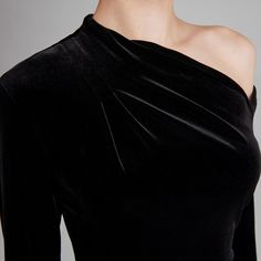 This luxurious Bare Shoulder Velvet Maxi Dress offers an elegant, sophisticated look with its long velvet design, bare shoulder detail, and figure-hugging fit. Perfect for special occasions, this dress will make you look and feel truly unforgettable. Velvet Design, Velvet Maxi, Velvet Maxi Dress, Sophisticated Look, Elegant Sophisticated, Bare Shoulders, Xl Dress, Special Occasion, Maxi Dress