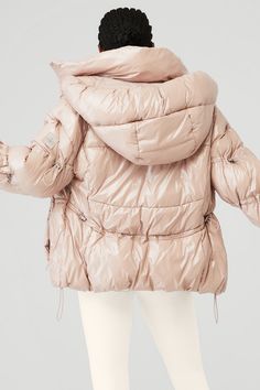 La Winter, Bungee Cords, Sherpa Coat, Pink Jacket, Back Women, Face Framing, Shell Jacket, Alo Yoga, Light Jacket