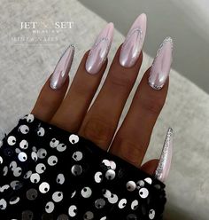 Hello Nails, Pink Manicure, Fancy Nails Designs, New Nail Designs, Fall Acrylic Nails, Acrylic Nails Coffin Pink, Pearl Nails, Xmas Nails