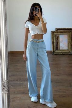 Follow our Pinterest Zaza_muse for more style inspiration :) Instagram: @zaza.muse | Mode Indie, Look Retro, Looks Street Style, Outfit Trends, Indie Outfits, 가을 패션, Cute Summer Outfits