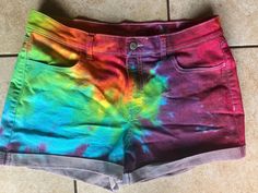 These wonderful Old Navy shorts have been hand dyed in beautiful colors! They feature front and back pockets. Made from 65% cotton, 33% polyester, 2% spandex. Women's Size 10 Waist measures 34" and stretches to 35". They are 13" long with a 3" inseam. These shorts are a one of a kind! Grab them while they're here! Please see our shop at www.doyoudreamoutloud.etsy.com for a flavorful array of tie dyed goods! 129n Rainbow Shorts, Tie Dye Rainbow, Old Navy Shorts, Navy Shorts, Skorts, Tie Dyed, Things To Buy, Favorite Things Gift, Short Outfits