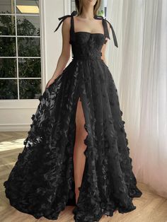 Black And Pink Formal Dress, Dresses For Award Shows, Black Corset Dress Long, Black Long Dresses, Mafia Dress, Dresses With Split, Dog Slippers, Spring Formal, Bachelorette Ideas