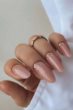 The Perfect Classy Winter Nails: 35+ Gorgeous Designs To Try Silver Cuticle Nails, Ombre Tip Nails Colour, Classy Simple Acrylic Nails, Nails Inspiration Pink Almond, Business Nails Classy Almond, Color Nails With French Tip, Simple Nye Nails Short, Manager Nails, Professional Business Nails Classy