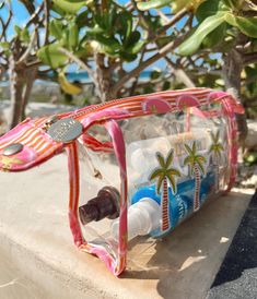 this palm tree 🌴 snap clear pouch is the perfect travel accessory!! #kenzkustomz #taptoshop #kenzkustomz Kimono Sweater, Summer Girl, Beach Essentials, Paper Goods, Beautiful Artwork, Palm Tree