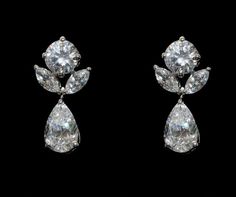 Pear Shaped Earrings, Bridal Diamond Earrings, Diamond Wedding Earrings, Pear Diamond Earrings, Unique Diamond Earrings, Buccellati Jewelry, Pear Shapes, Bridal Jewelry Vintage