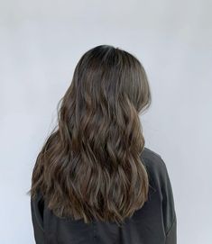 asian hair, balayage on asian hair, blonde balayage, beige blonde balayage, bronde balayage, milk tea balayage, mushroom brown balayage, brunette balayage, babylights, balayage, highlights, haircut, blowout, 90s blowout, butterfly cut, layered haircut, long layers, curls, beach wave, san diego hair salon, san diego hair stylist, San Diego, k18, kerastase, olaplex, loreal pro Milktea Brown Hair Color Balayage, Creamy Brunette Balayage, Milk Chocolate Brown Hair Balayage, Brunette Balayage Hair Level 6, Neutral Brown Balayage, Milk Tea Balayage, Blowout 90s, Balayage On Asian Hair, Latte Brunette No Bleach