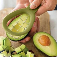 Welcome to Feinib! Thank you! Many blessings! 2PC Kitchen Gadgets Kitchen Knife Gadget Kitchen Tool Mini Cut Hand Tool Gadgets Dice New Product Description Newest avocado tool on the market. Grab an avocado, slice in half, push pitted avocado half down on the stainless grid, and snarl to get perfect avocado cubes every time. Avocado cubes are perfect for all of your favorite recipes like avocado toast, guacamole, add ons for tacos, wraps, sandwiches, and more. Ergonomic grip makes it easy to dic Cooking Gadgets, Cool Kitchen Gadgets, Lasagna Recipe, Williams Sonoma, Kitchen Tools And Gadgets, Kitchen Items, Food Styling, Food Hacks, Kitchen Tools