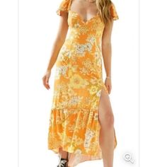 Excellent Condition Yellow Floral Print Midi Dress For Beach Season, Yellow Floral Midi Dress For Beach Season, Spring V-neck Maxi Dress From Urban Outfitters, Urban Outfitters V-neck Beach Sundress, Urban Outfitters Ruffled Sundress For Beach, Urban Outfitters Bohemian Floral Print Dresses, Urban Outfitters Sundress For Beach, Urban Outfitters Yellow Floral Print Dress, Urban Outfitters Summer Sundress For Vacation