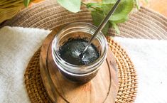 Charcoal Face Mask DIY - Creating a Simple, Natural, and Handmade Home. Sandalwood Powder Face Mask, Natural Healing Herbs, Activated Charcoal Benefits, Charcoal Mask Benefits, Benefits Of Vitamin E, Dry Flaky Skin