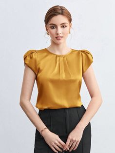 Yellow Summer Office Tops, Yellow Fitted Top For Office, Fitted Yellow Top For Office, Fall Short Sleeve Office Tops, Yellow Padded Blouse For Party, Chic Yellow Blouse For The Office, Office Wear Solid Padded Blouse, Chic Yellow Blouse For Office, Chic Yellow Office Blouse