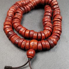 ❤This bodhi bead mala is made by Tibetan craftsmen and come from Hepo Town, Baiyu County,Tibet, the birthplace of the famous Tibetan handicrafts,blessed by a lama in Baiyu Monastery. 108 bodhi beads approximately 14mm / 0.55 inches,Mala'perimeter is about 52cm,20 inches.Each retaining the eye of the bodhi bead,very unique and elegant.❤Malas are used all over by the Buddhists around the world especially they are used in Tibet, Nepal and India.You will always see the monks as well as lay people us Lotus Sutra, Om Mani Padme Hum, The Monks, Mala Beads, Prayer Beads, Tibet, The Eye, Nepal, Seeds