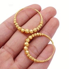 Gold Jewelry Outfits, Casual Earrings, Gold Earrings For Women, Gold Rings Fashion, Bridal Gold Jewellery Designs, Jewelry Essentials